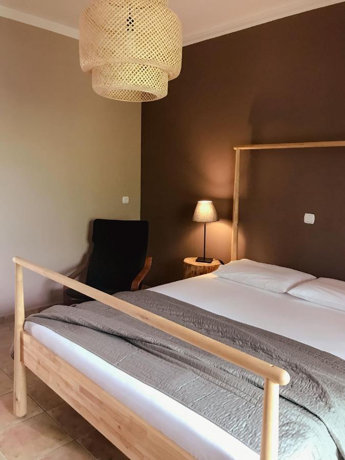 Agrilia Maison Razáta Buitenkant foto