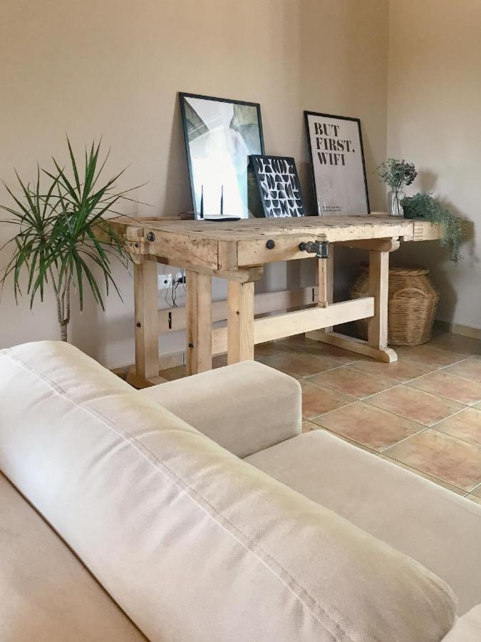 Agrilia Maison Razáta Buitenkant foto