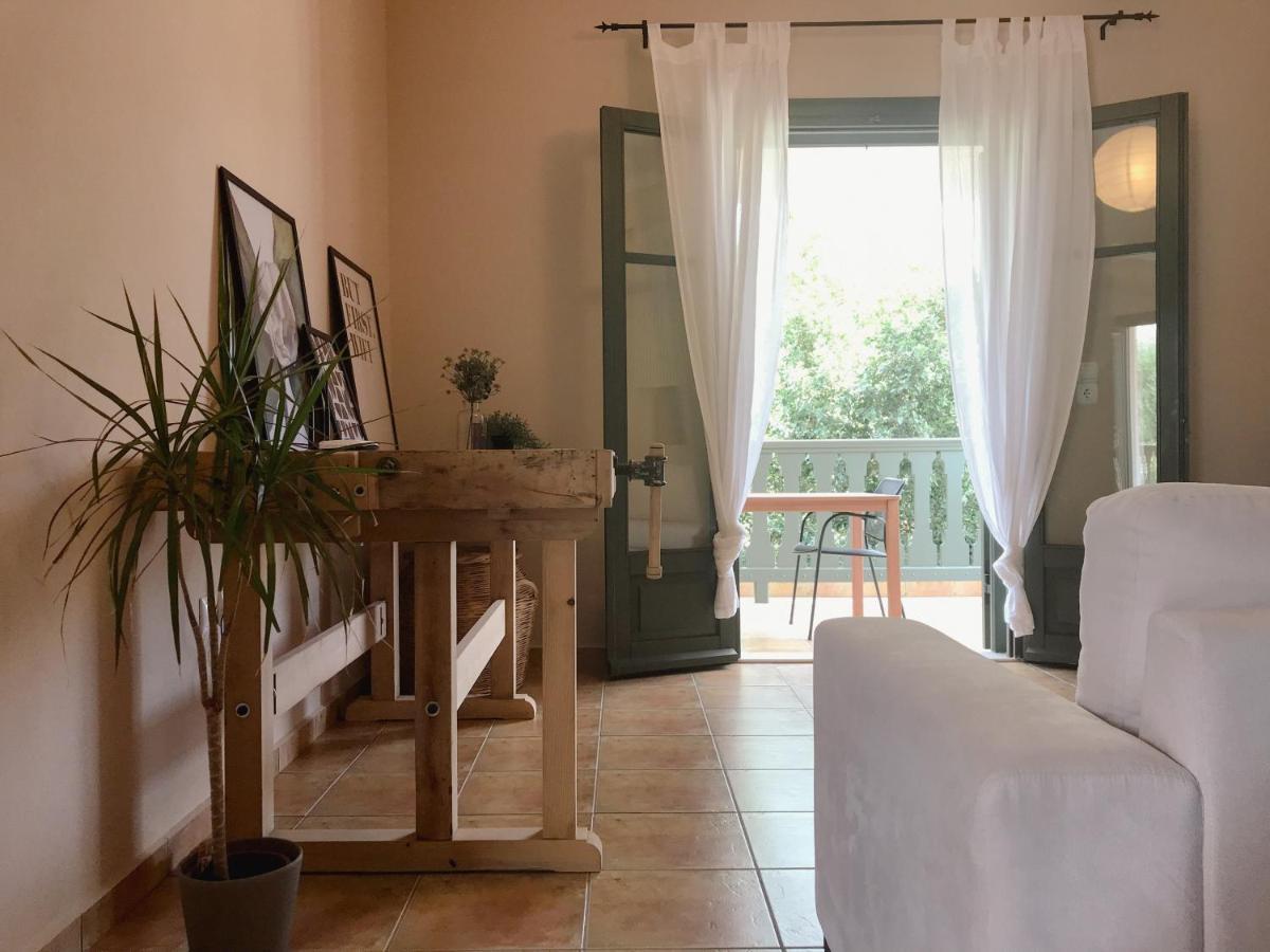 Agrilia Maison Razáta Buitenkant foto